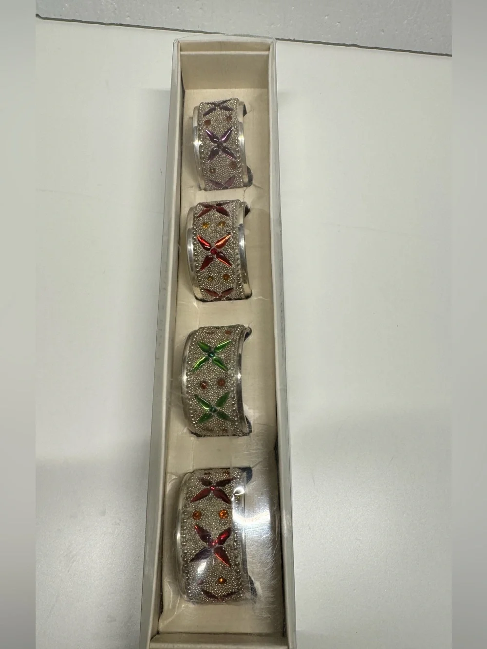 NIB Pier 1 Exclusive Jeweled Napkin Rings Silver Plated Set of 4